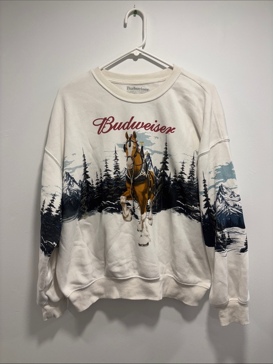 Budweiser Other - Budweiser White Crewneck Sweatshirt with Brown Horse Graphic Medium